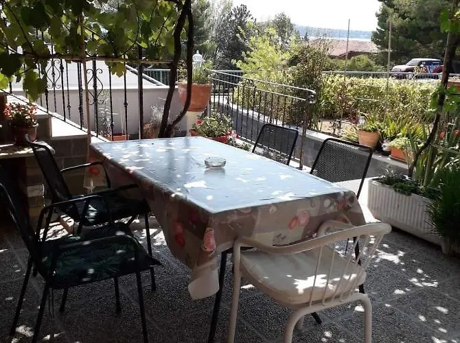 Beautiful Bay View Iu